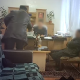 "Жалал-Абад" санаториясынын башчысынын орун басары бейтаптардан акча алганы үчүн кармалды (видео)