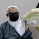 "Сертификаты жоктор тизмеден чыгарылат". Муфтият зыяратчыларды эмдөөдөн өтүүгө чакырды