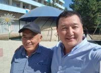 Сыймык Бейшекеев, Кыргыз Республикасынын Эл артисти: &laquo;Атам ден соолугуна байланыштуу бир да концертиме катыша алган жок&raquo;