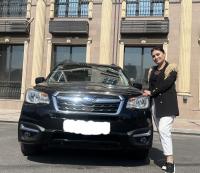 Эльзар Өскөнбаева, ырчы: &ldquo;Унааны ылдам айдайм, бул адамдын мүнөзүнөн окшойт&rdquo;